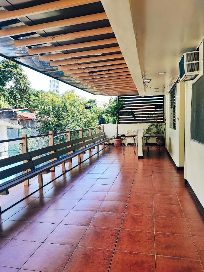 Goland Pension House & Dormitory By Sms Hospitality Cebu ภายนอก รูปภาพ